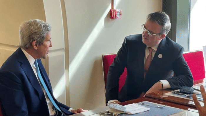 DBDF2451-B21D-4587-8A6A-FB9A7B57FB81