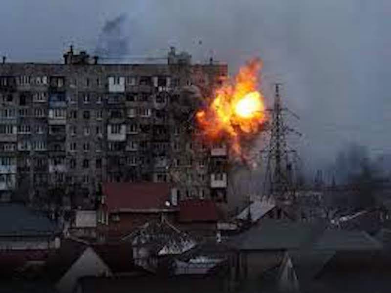 Mariupol en llamas PAUSA.MX