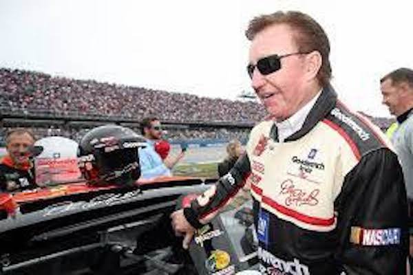 Richard Childress dona un millón de cartuchos a Ucrania PAUSA.MX