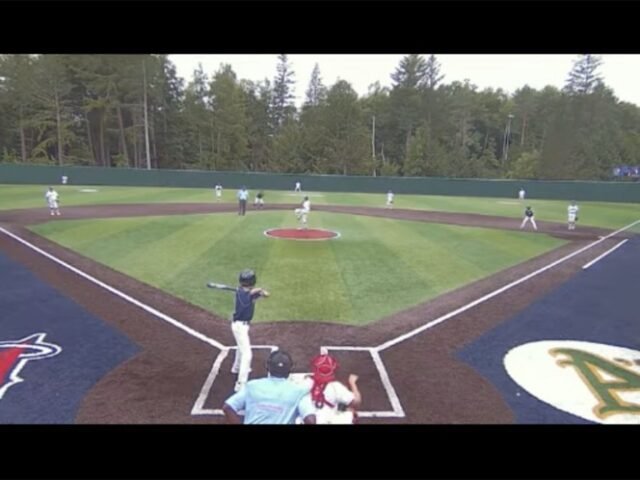Noticias Chihuahua PAUSA.MX Niño con un solo brazo cautiva al mundo con su ‘home run’