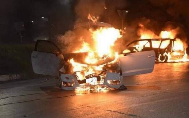 Carros quemados en Juárez.pausa.mx