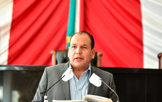 Diputado Omar Bazán PRI.pausa.mx