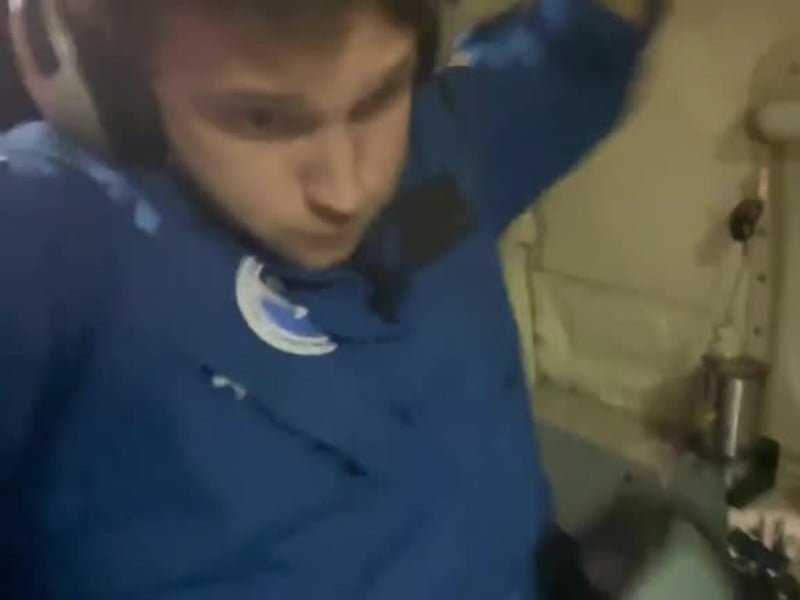 ‘Ian’ impacta avión cazahuracanes; turbulencia es captada en video
