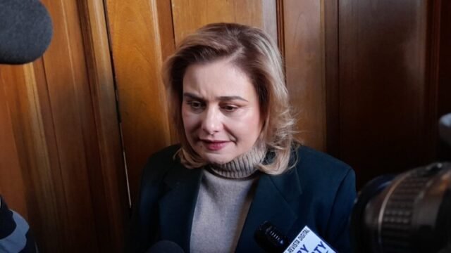 Gobernadora Maru Campos Galván