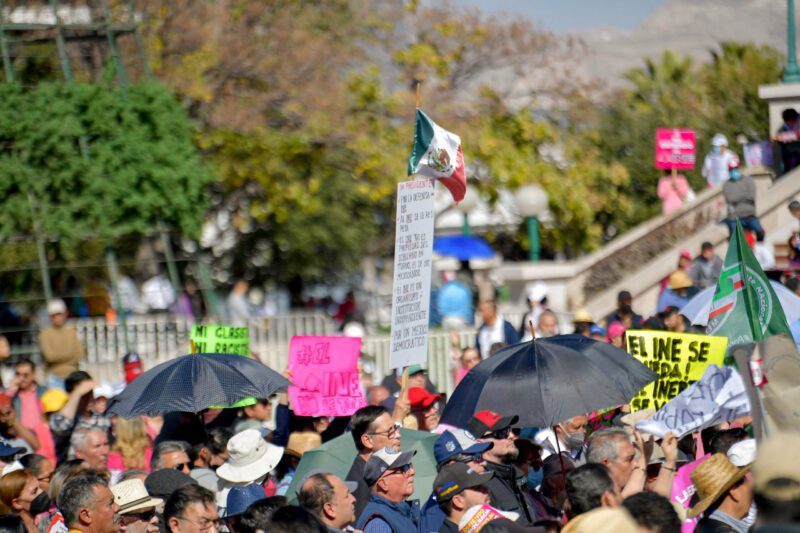 Noticias Chihuahua PAUSA.MX Asiste gobernadora Maru Campos a marcha en favor del INE Noticias Chihuahua Pausa.MX Asiste gobernadora Maru Campos a marcha en favor del INE
