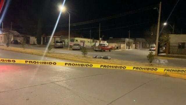 Maniquí encobijado en Cuauhtémoc