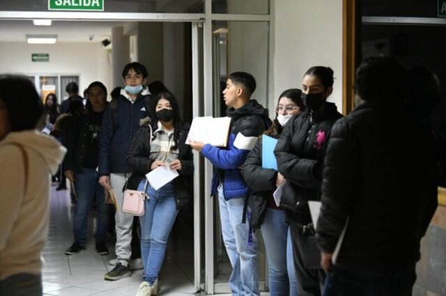 f8f2bd13-70b9-4ddf-b533-14709bf8daaf