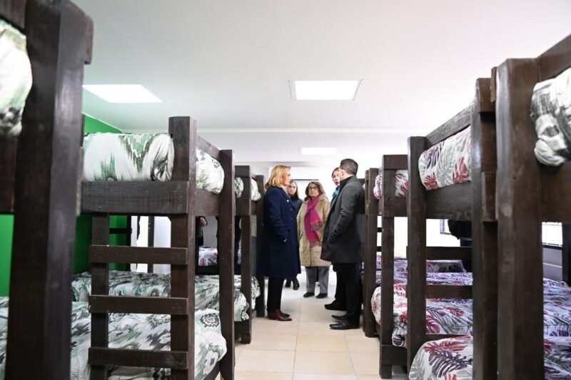 Noticias Chihuahua PAUSA.MX Inaugura gobernadora Maru Campos obras de remodelación en albergues para menores migrantes en Ciudad Juárez