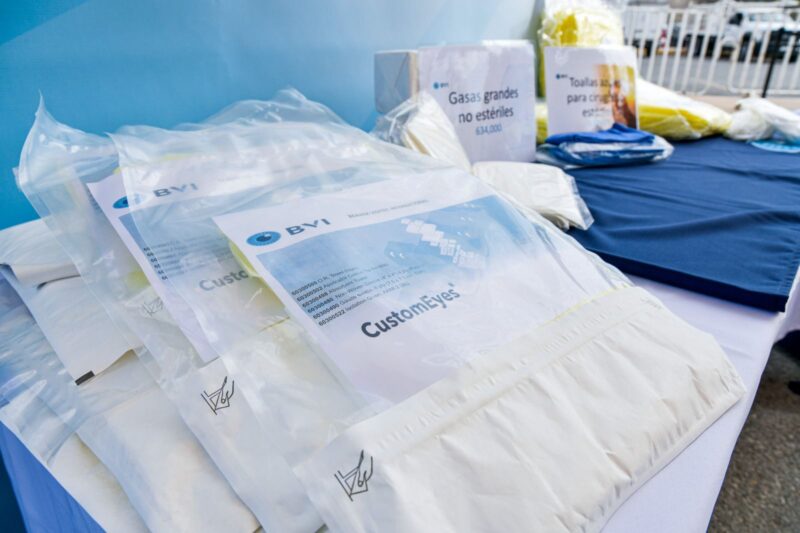 Noticias Chihuahua Pausa.MX Recibe gobernadora Maru Campos donación de material médico por parte de empresa BVI