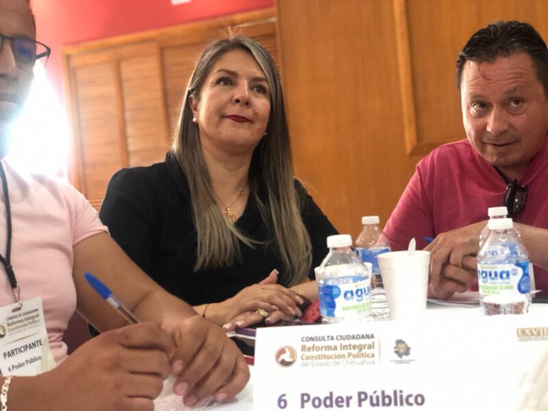 Noticias Chihuahua Pausa.MX Escuchan diputados de Morena a juarenses, en la consulta ciudadana a la Reforma Integral de la Constitución Política del Estado de Chihuahua.