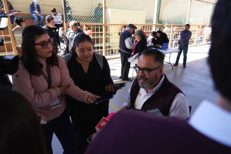 Noticias Chihuahua PAUSA.MX Seguimos trabajando en la ayuda humanitaria con apoyo a representantes de otros países y coordinación entre dependencias federales: Juan Carlos Loera