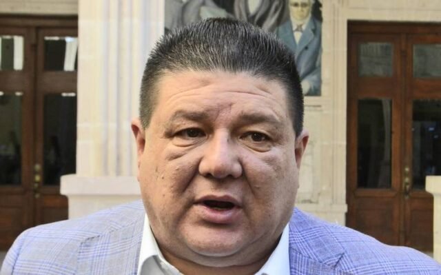 Cesar-Jauregui-Moreno-2 Cesar-Jauregui-Moreno-2