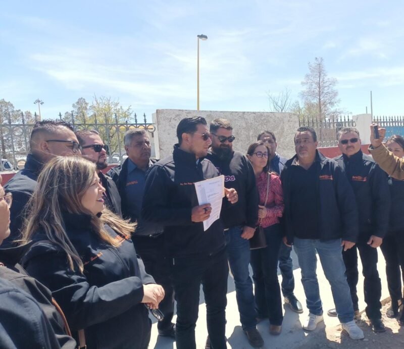 Noticias Chihuahua PAUSA.MX Entrega Sección 8 del SNTE solicitud a AMLO para la construcción de dos hospitales en Chihuahua y Juárez