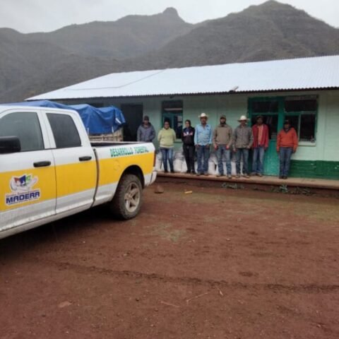 Noticias Chihuahua PAUSA.MX Distribuye Gobierno del Estado apoyos alimenticios para 180 familias de pueblos originarios en el municipio de Madera