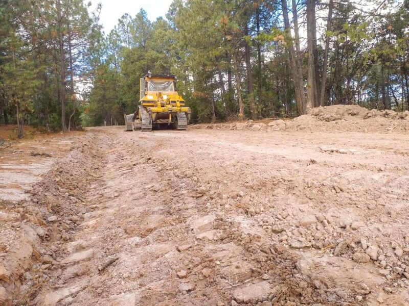 Noticias Chihuahua Pausa.MX Rehabilita Gobierno del Estado caminos vecinales de Guadalupe y Calvo