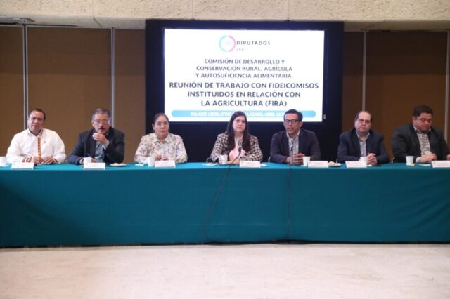Integrantes de la Comisión de Desarrollo y Conservación Rural sostienen reunión con autoridades de FIRA