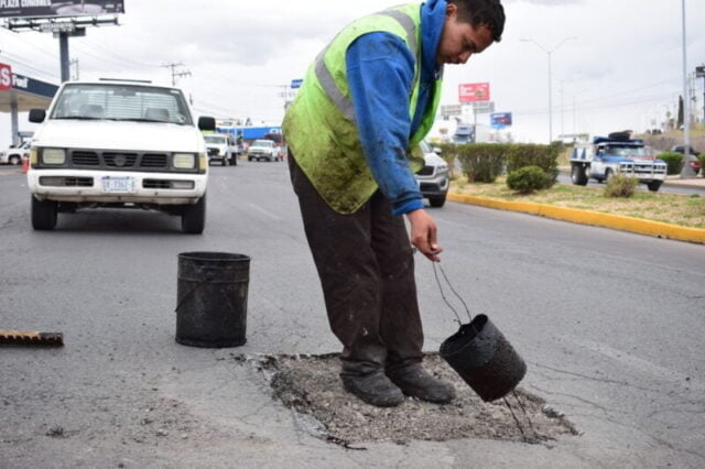 Atiende Municipio más de 2 mil 100 baches en lo que va de mayo