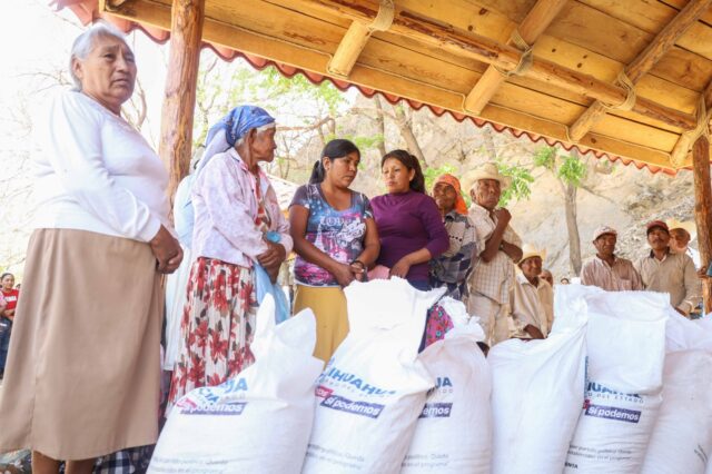 Noticias Chihuahua PAUSA.MX Reciben 500 familias apoyo alimentario en el municipio de Morelos