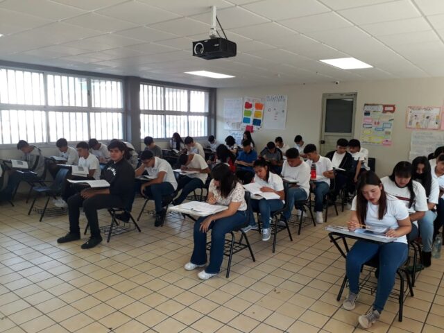 Noticias Chihuahua PAUSA.MX Presentan más de 48 mil aspirantes examen de ingreso a preparatoria
