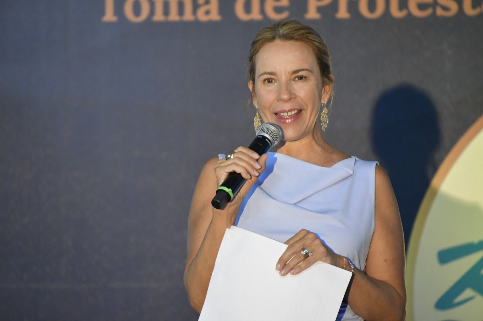 Noticias Chihuahua PAUSA.MX Encabeza secretaria de Innovación y Desarrollo Económico toma de protesta de nuevo presidente de la Red Emprende Chihuahua