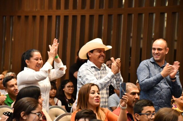 Participan 112 estudiantes de excelencia académica en Olimpiada del Conocimiento Infantil 2023