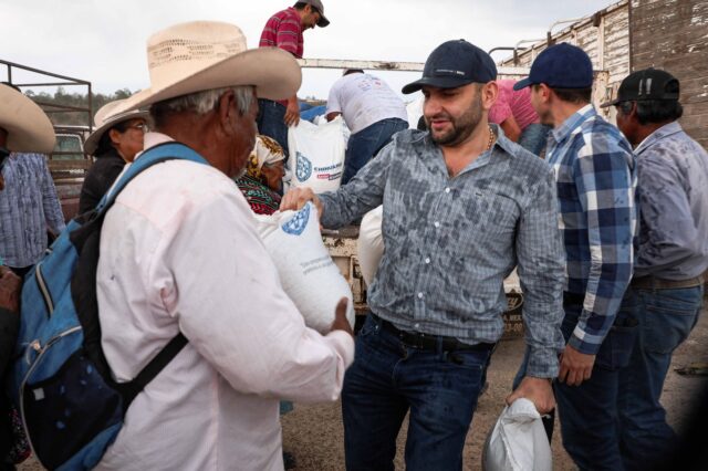 Noticias Chihuahua PAUSA.MX Fortalece Estado con apoyos alimentarios a 350 familias rarámuri en Balleza