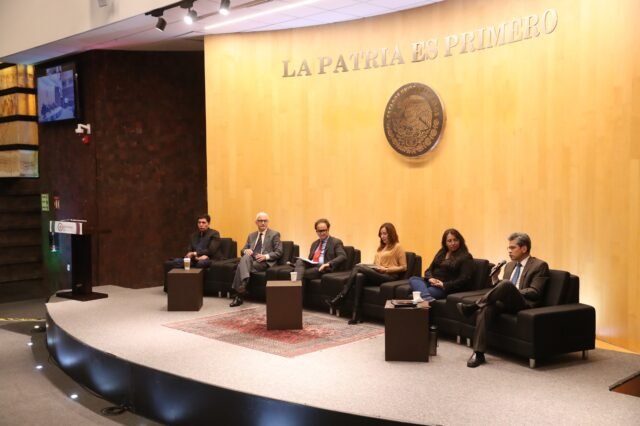 Concluye en la Cámara de Diputados el Segundo Encuentro de Estoicismo México. Humanismos