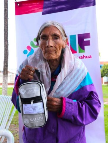 Noticias Chihuahua PAUSA.MX Continúa DIF Estatal jornada de entrega de aparatos auxiliares auditivos