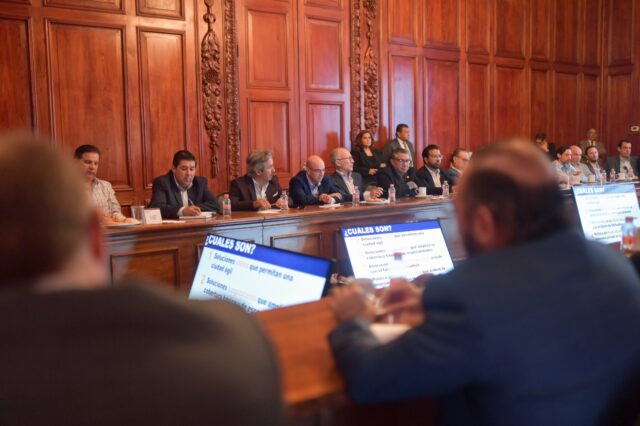Noticias Chihuahua PAUSA.MX Encabeza gobernadora Maru Campos 5ª Reunión de Seguimiento “Pacto por el desarrollo y bienestar del estado de Chihuahua 2021-2027”