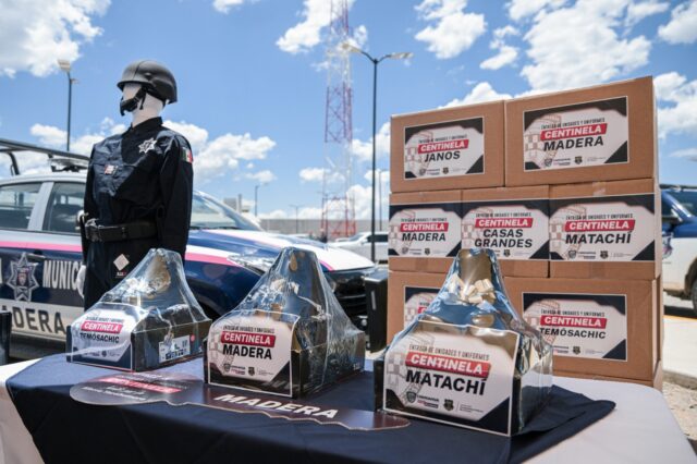 Noticias Chihuahua PAUSA.MX Fortalece Gobernadora Maru Campos seguridad de la región serrana con equipamiento a policías municipales