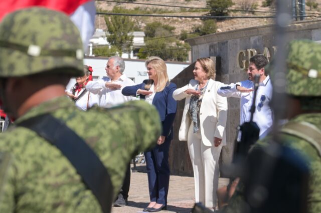 Noticias Chihuahua PAUSA.MX Preside gobernadora Maru Campos Guardia de Honor por Centenario Luctuoso del general Francisco Villa