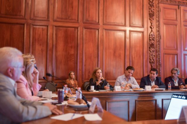 Noticias Chihuahua PAUSA.MX Encabeza gobernadora Maru Campos 5ª Reunión de Seguimiento “Pacto por el desarrollo y bienestar del estado de Chihuahua 2021-2027”