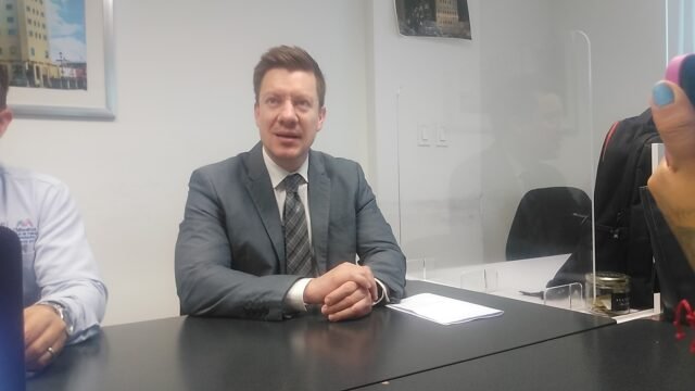 Noticias Chihuahua PAUSA.MX Tras tragedia familiar, pide Secretario del Ayuntamiento a ciudadanía no nadar en las presas y ríos en estas vacaciones