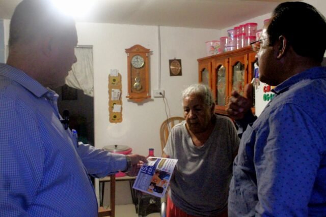 Invita diputado Ismael Pérez Pavía a vecinos de la colonia Emiliano Zapata a brigadas de salud Invita diputado Ismael Pérez Pavía a vecinos de la colonia Emiliano Zapata a brigadas de salud