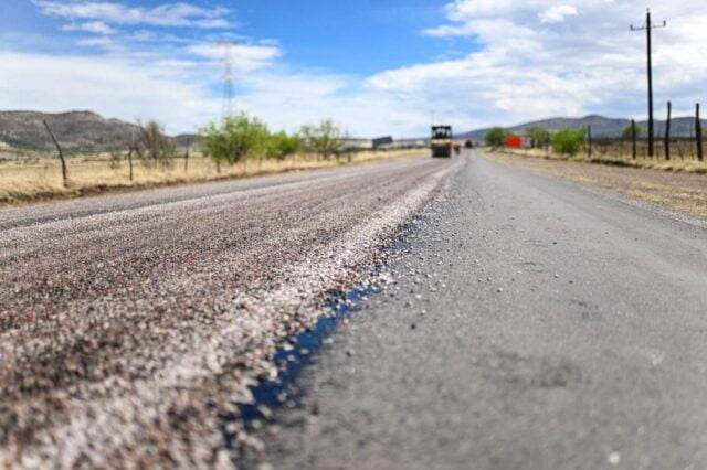Noticias Chihuahua PAUSA.MX Atiende Estado 100 caminos vecinales en 40 municipios