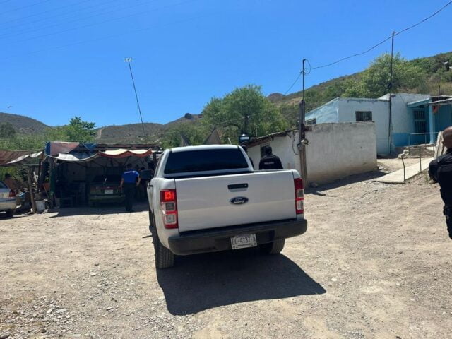 Noticias Chihuahua PAUSA.MX Catean vivienda en Aquiles Serdán por investigación de robo a empresa cervecera