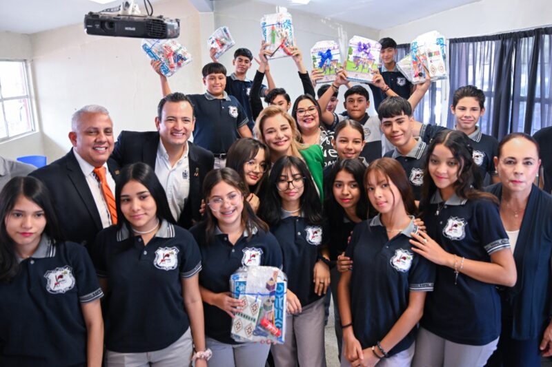 Noticias Chihuahua PAUSA.MX “En Chihuahua le decimos sí a la educación”: gobernadora Maru Campos