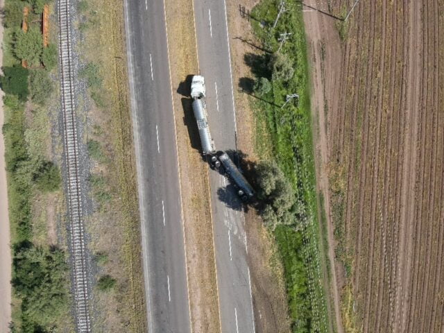 Noticias Chihuahua PAUSA.MX Reporta Protección Civil Estatal cierre de tramo carretero Delicias-Camargo