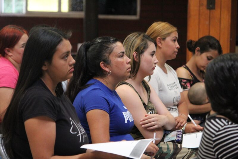 Noticias Chihuahua PAUSA.MX Arranca Ichijuv en ciudad Madera con entrega de apoyos del programa “Juntas Crecemos”