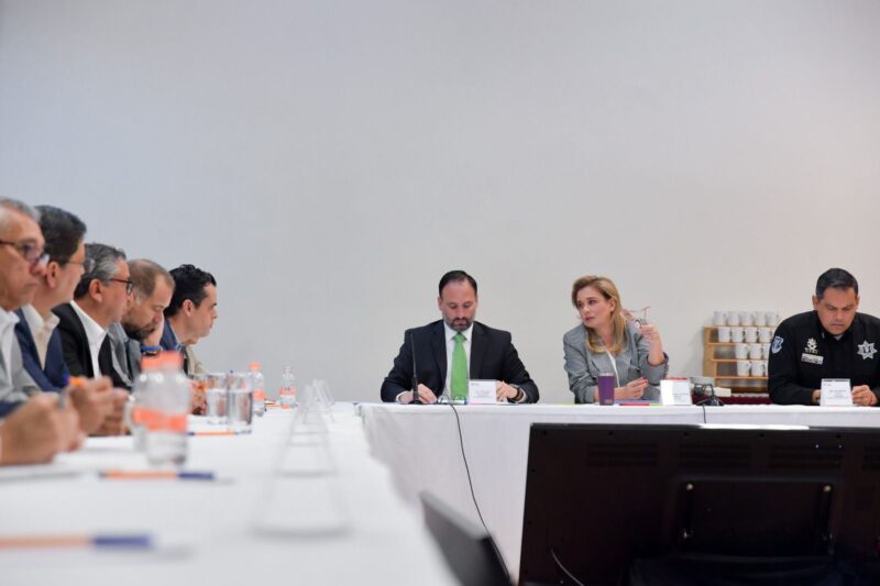 Noticias Chihuahua PAUSA.MX Unifican estrategias Gobierno del Estado e iniciativa privada ante crisis migratoria