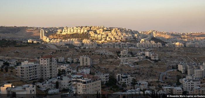 Civiles de ambos lados pagan el precio de una escalada, sin precedentes, de las hostilidades entre Israel y Gaza a medida que aumenta el número de muertes