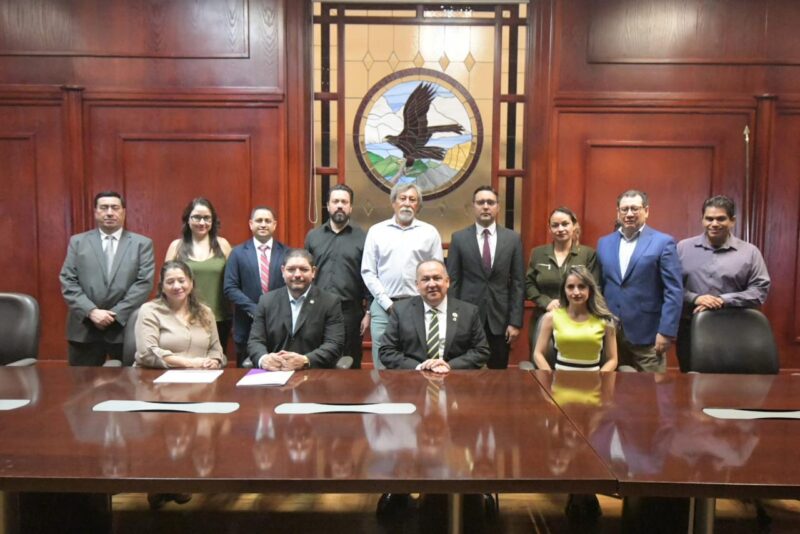 Noticias Chihuahua PAUSA.MX Rinde protesta Comité de Divulgación y Comunicación Científica de la UACH.