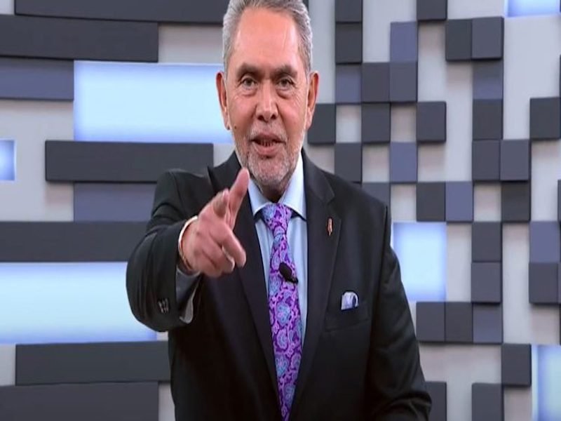 Noticias Chihuahua PAUSA.MX ¡Que se cae Xóchitl! ¡Que se cae! (FRANCISCO RODRÍGUEZ) PAUSA.MX