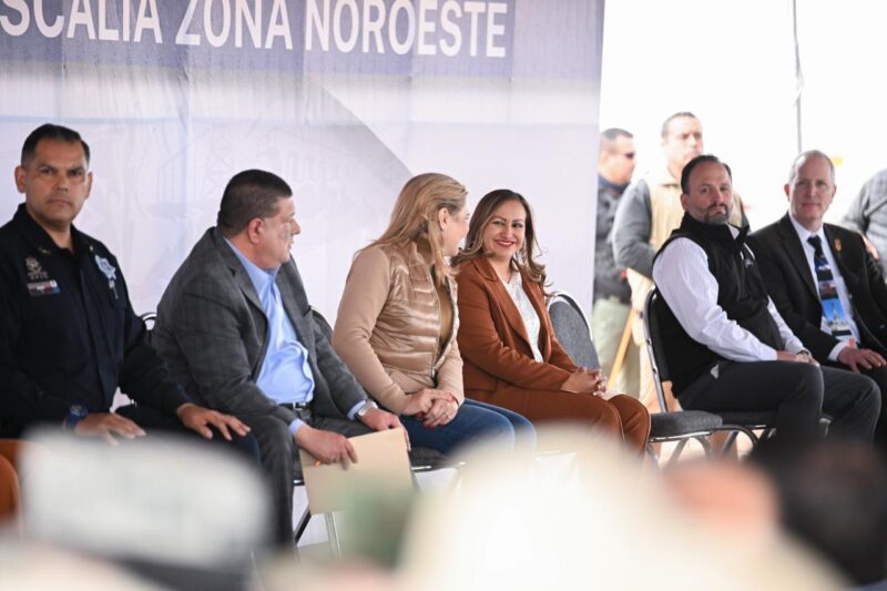 Noticias Chihuahua PAUSA.MX Coloca Maru Campos primera piedra del edificio de la Fiscalía Zona Noroeste