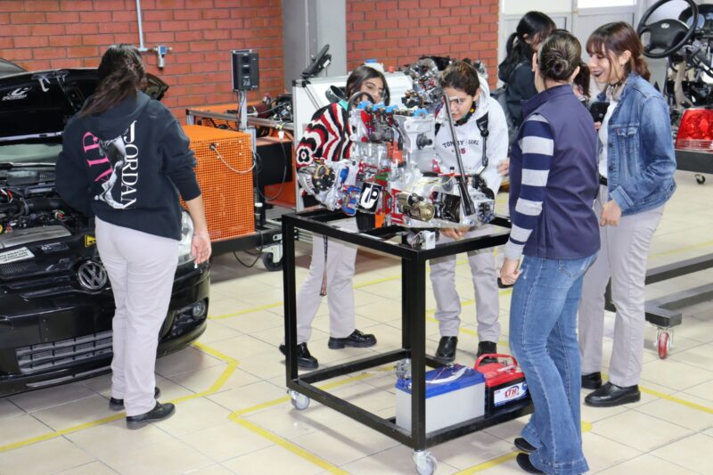 Noticias Chihuahua PAUSA.MX Invitan a curso de mecánica básica para mujeres