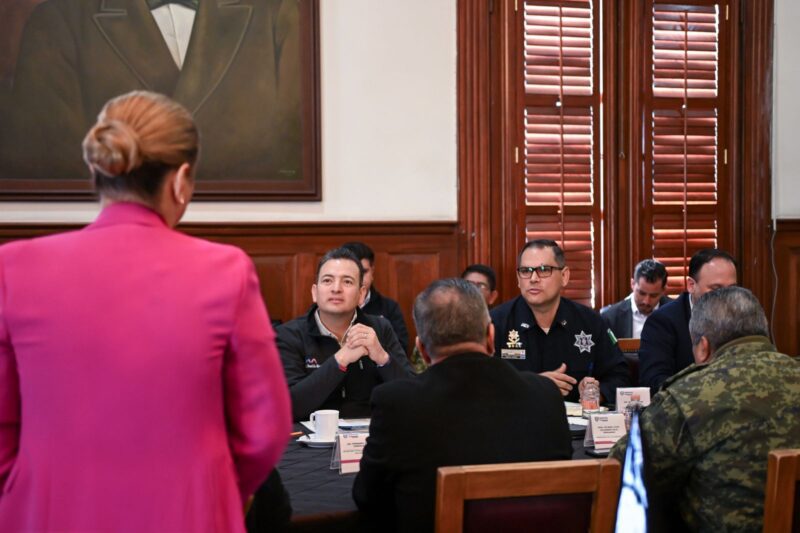 Noticias Chihuahua PAUSA.MX Sesiona Mesa de Seguridad en Palacio de Gobierno