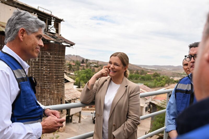 Noticias Chihuahua PAUSA.MX Recorre Gobernadora la planta potabilizadora "Mina la Prieta" en Parral