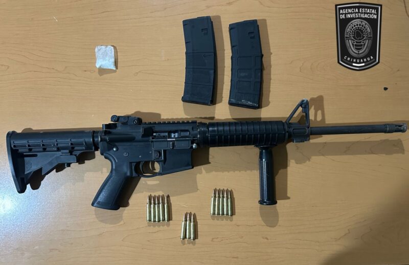 Noticias Chihuahua PAUSA.MX Detiene AEI Noroeste a masculino con armas de fuego y cristal en Ascensión