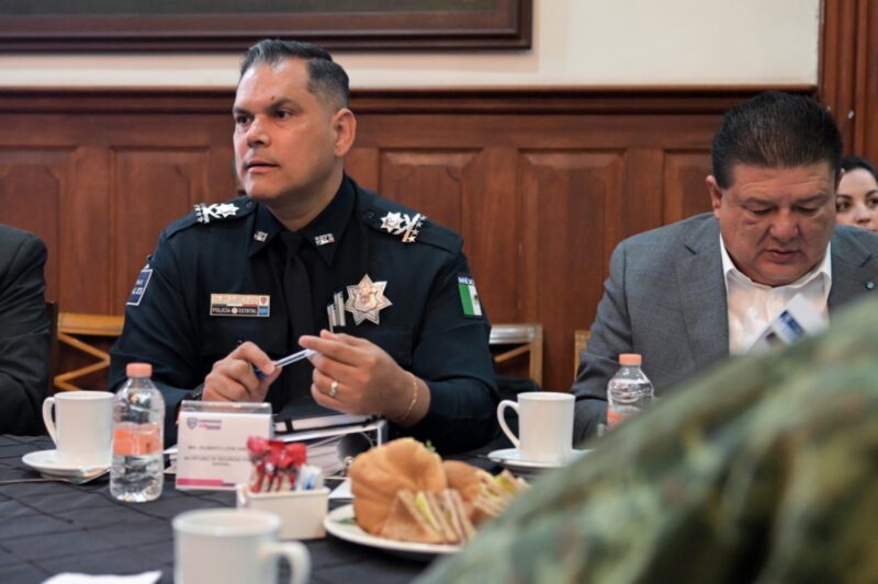Noticias Chihuahua PAUSA.MX Preside Maru Campos reunión de la Mesa de Seguridad en Palacio de Gobierno