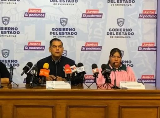 Noticias Chihuahua PAUSA.MX Policía de Estado presenta a encargadas de Licencias y Traducción en prisiones